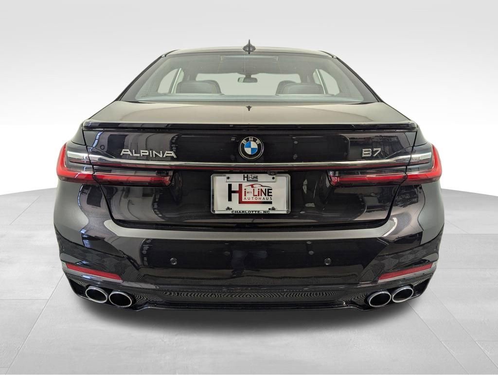 Used 2022 BMW ALPINA B7 xDrive w/ Luxury Rear Seating Package AWD/4WD image 21