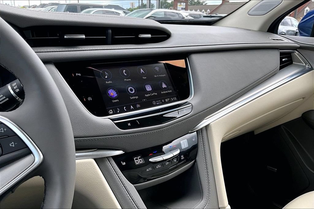 Certified 2025 Cadillac XT5 Premium Luxury FWD image 15