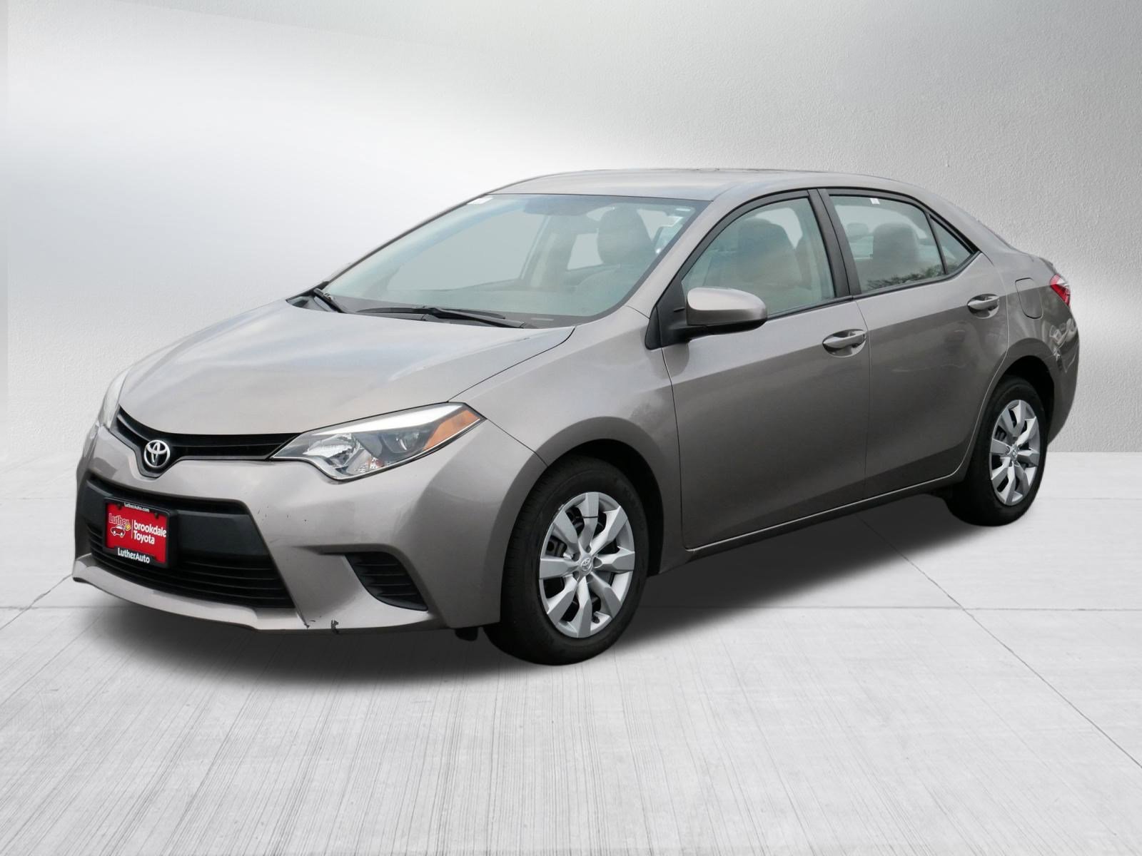 Used 2014 Toyota Corolla LE image 3