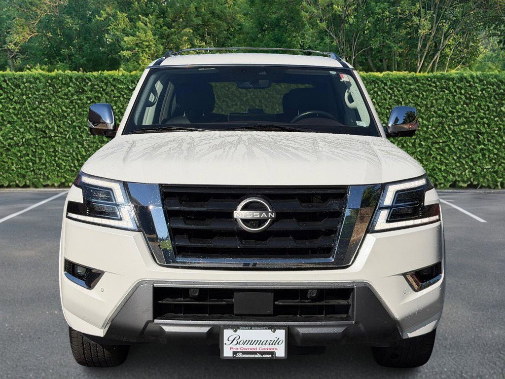 Used 2022 Nissan Armada Platinum w/ Captain's Chairs Package AWD/4WD image 9