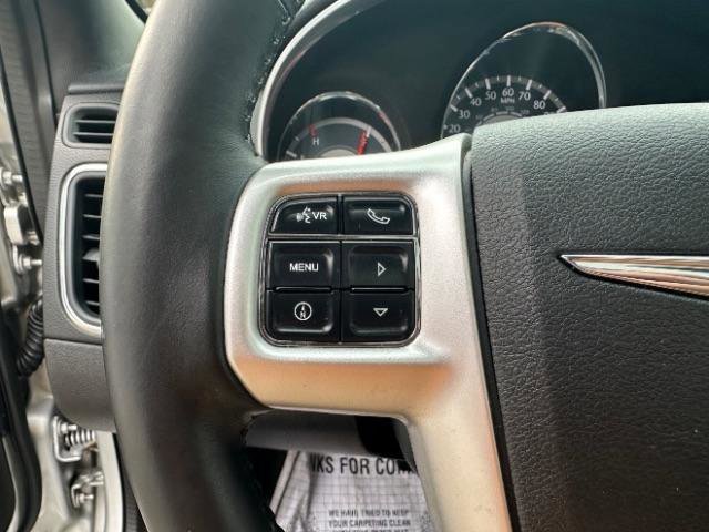 Used 2012 Chrysler 200 Limited FWD image 19