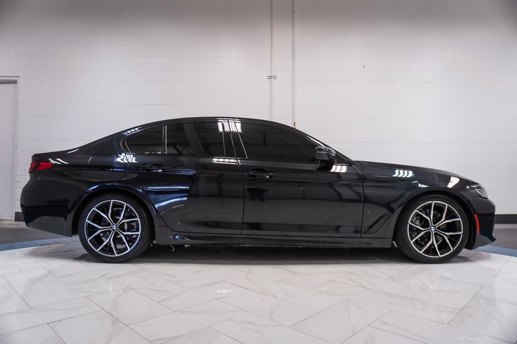 Used 2021 BMW 530i xDrive w/ M Sport Package AWD/4WD image 34
