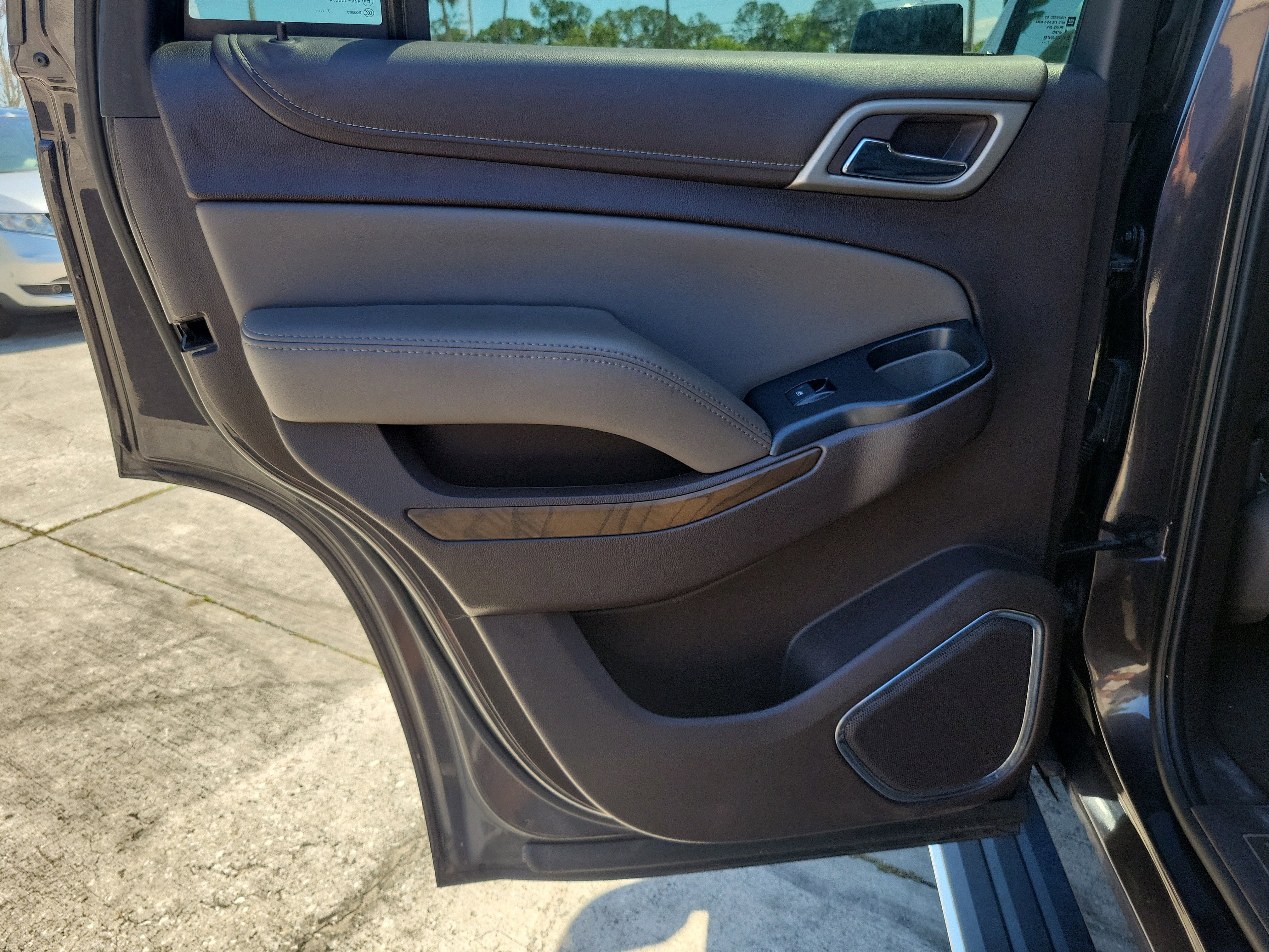 Used 2018 GMC Yukon Denali w/ Denali Ultimate Package image 10