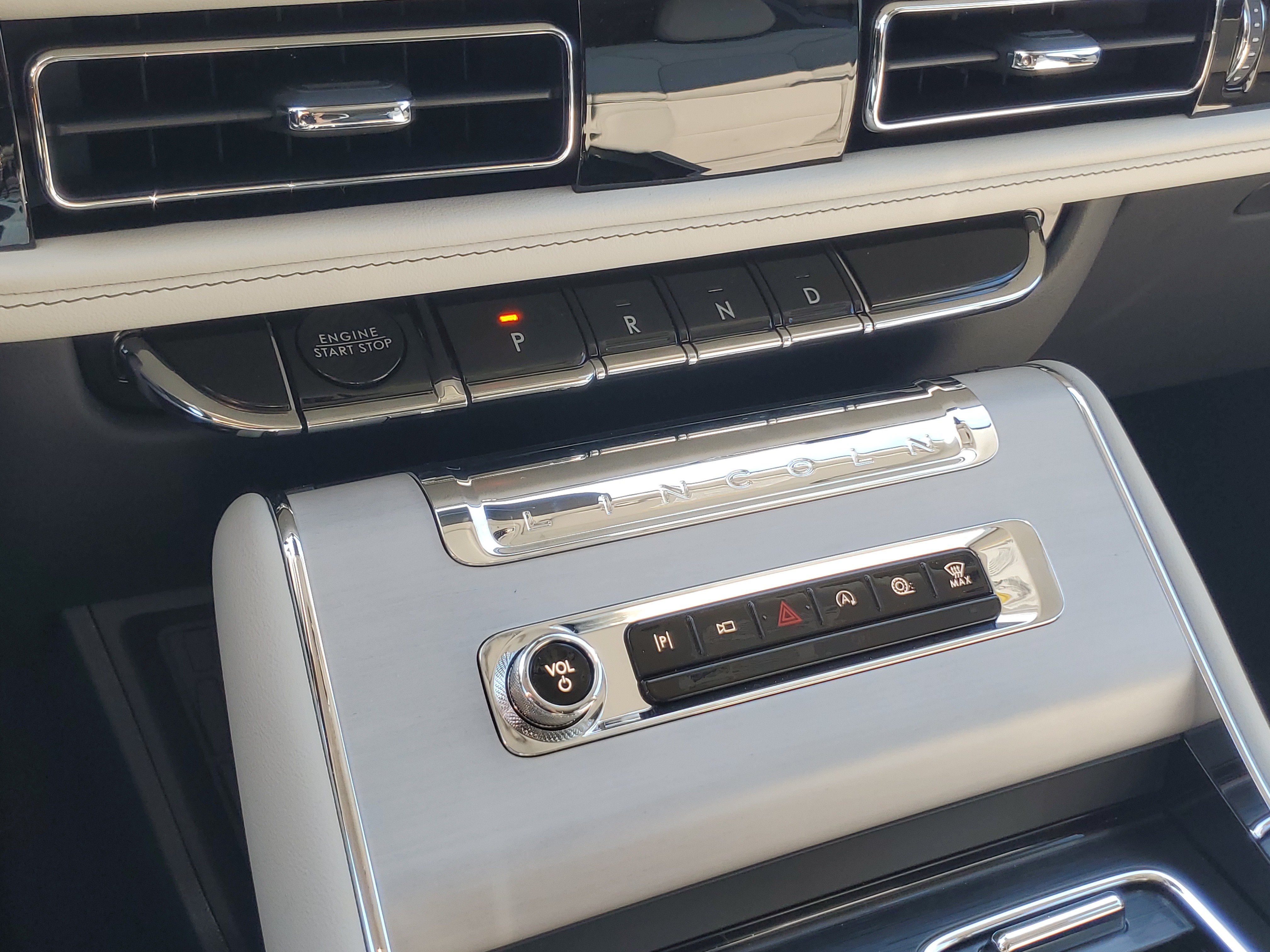 New 2026 Lincoln Aviator Reserve AWD/4WD image 21