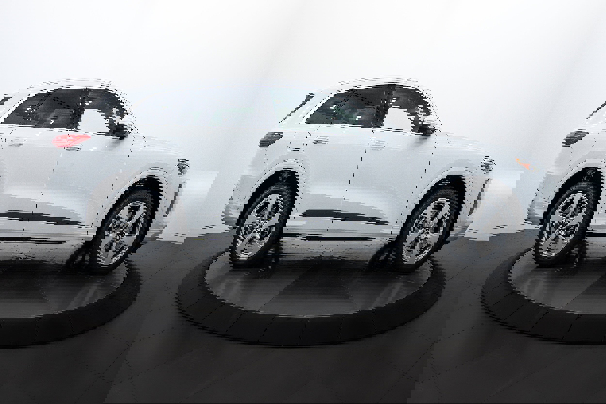 New 2025 Audi Q5 Premium Plus image 3