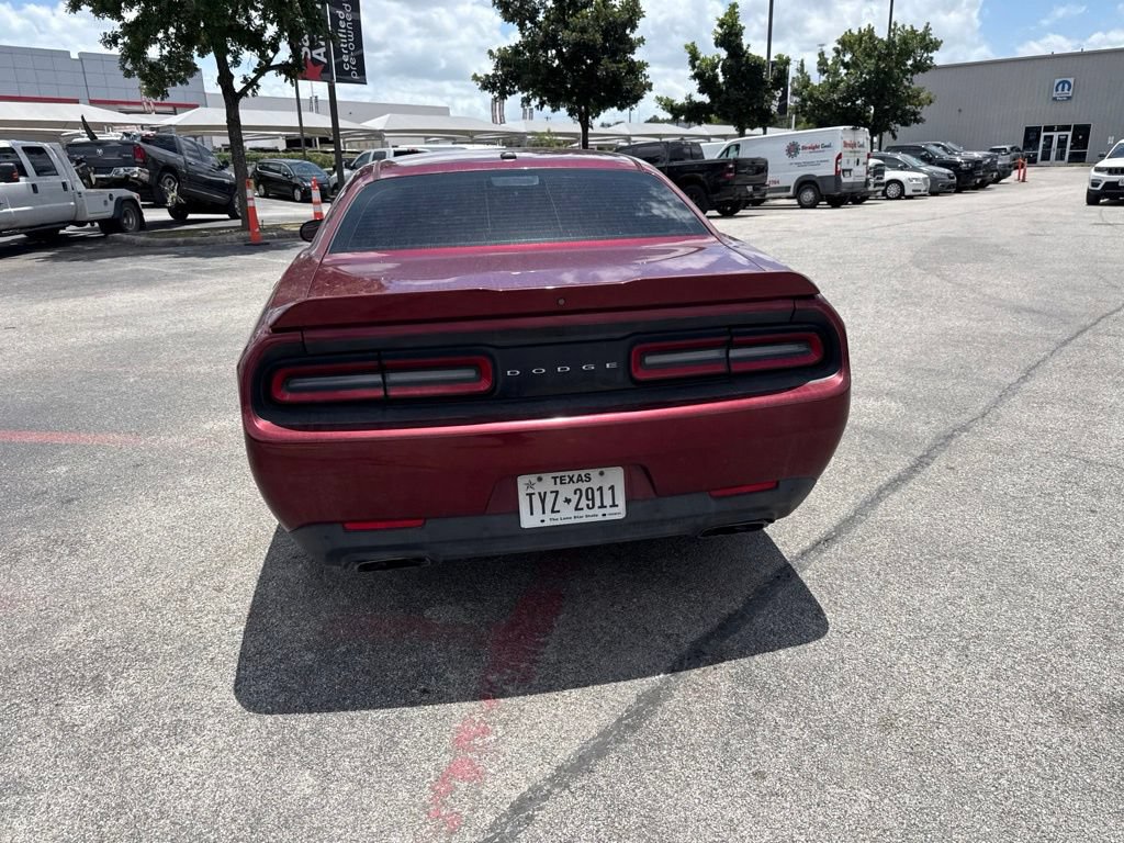 Used 2022 Dodge Challenger R/T RWD image 15