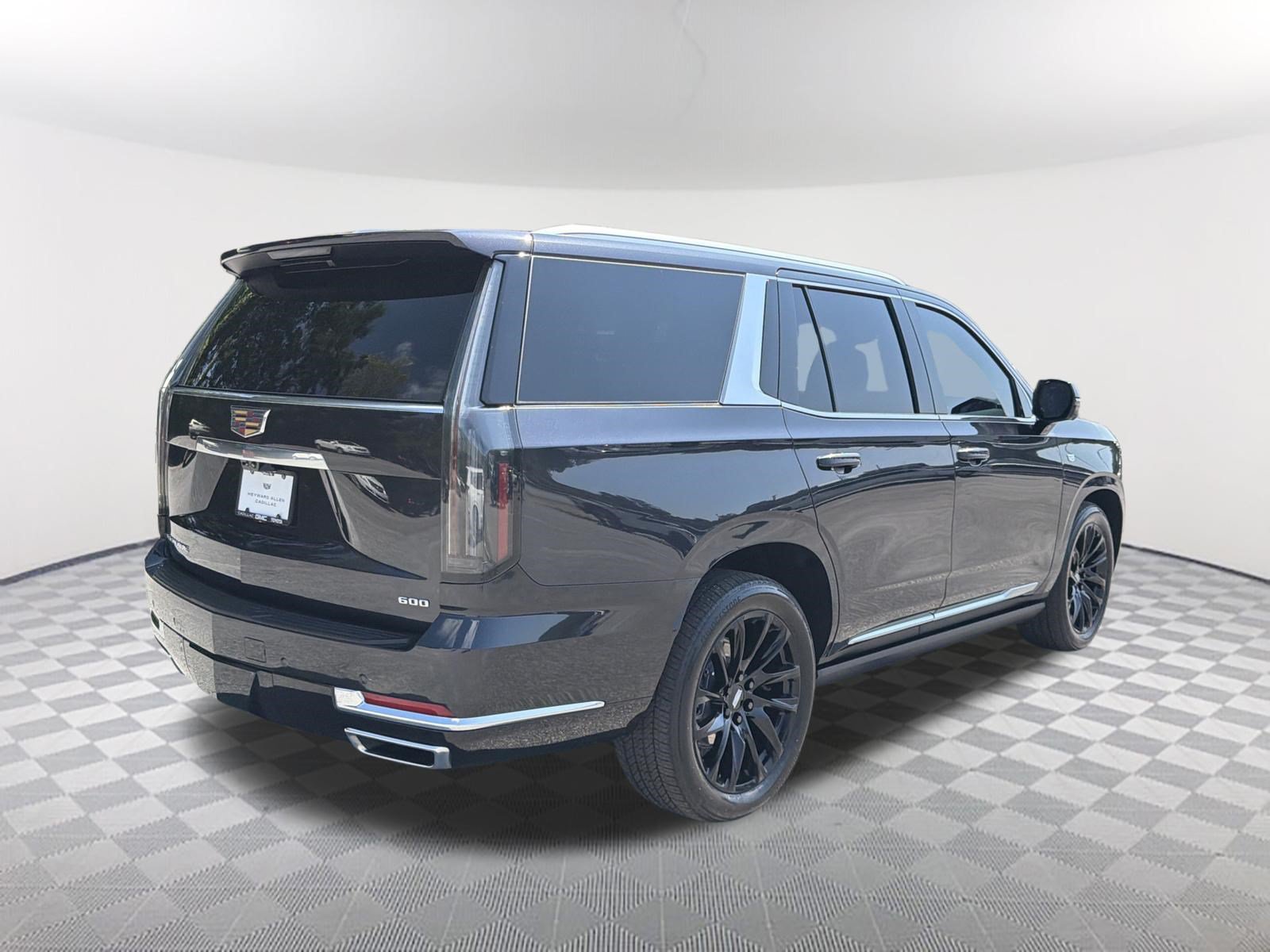 Used 2025 Cadillac Escalade Premium Luxury w/ Touring Package AWD/4WD image 6