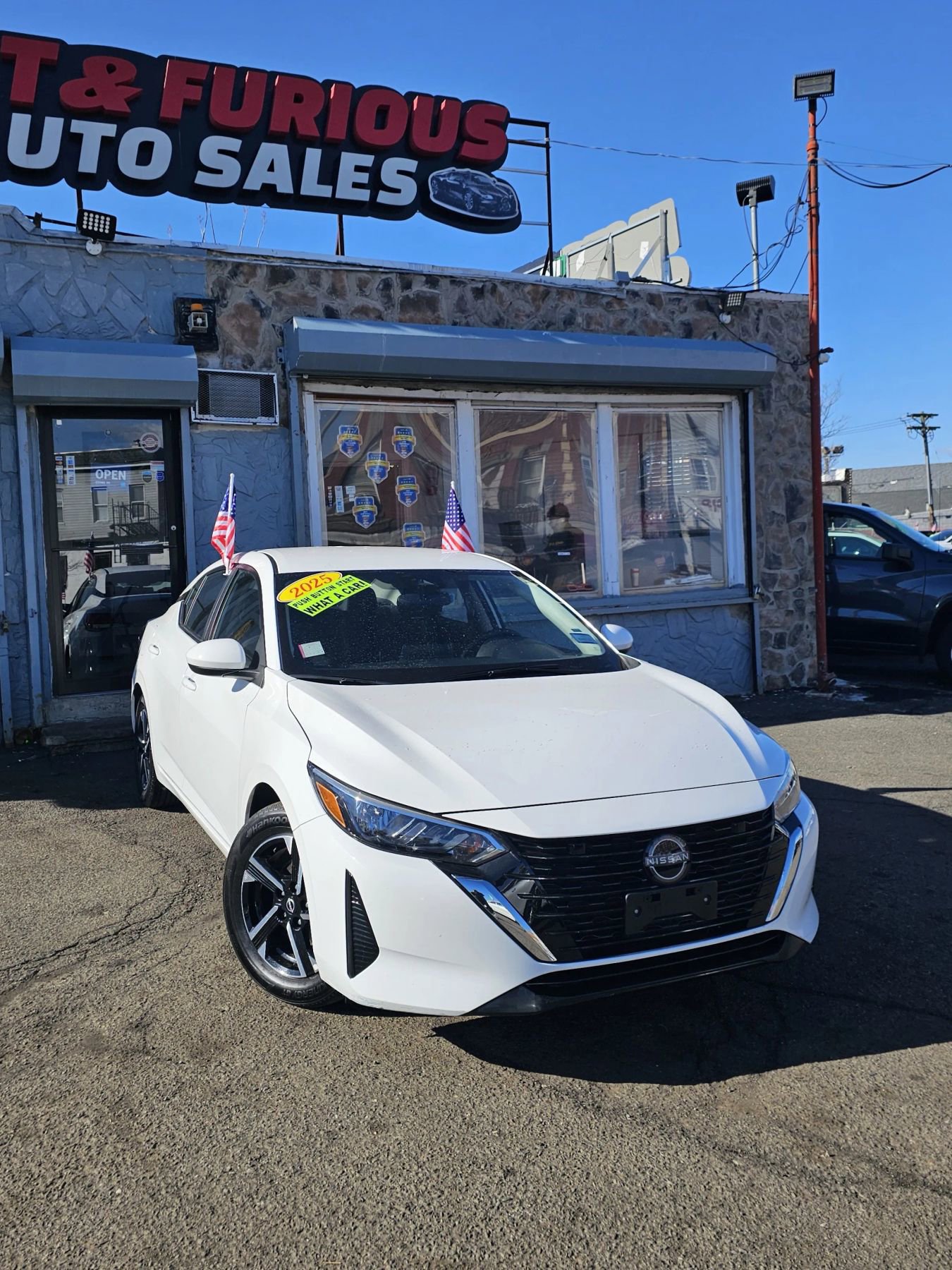 Used 2025 Nissan Sentra SV image 2