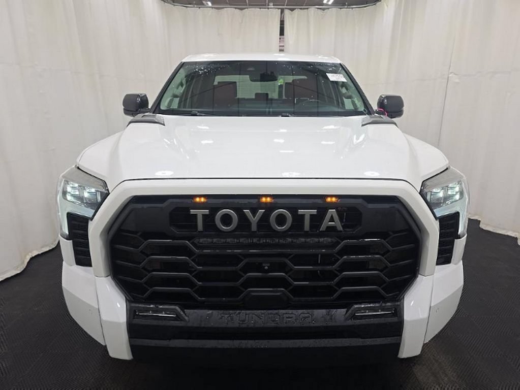 Used 2022 Toyota Tundra Limited AWD/4WD image 3