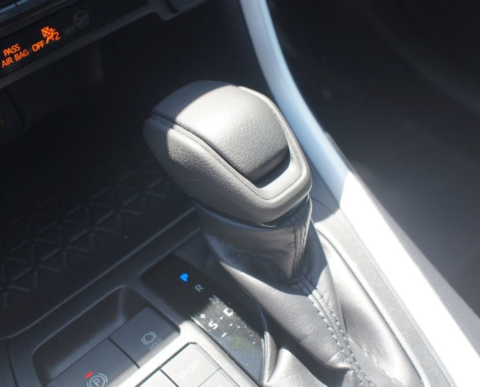 Used 2025 Toyota RAV4 XLE AWD/4WD image 11