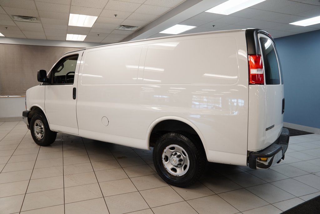 Used 2021 Chevrolet Express 2500 w/ Driver Convenience Package image 7