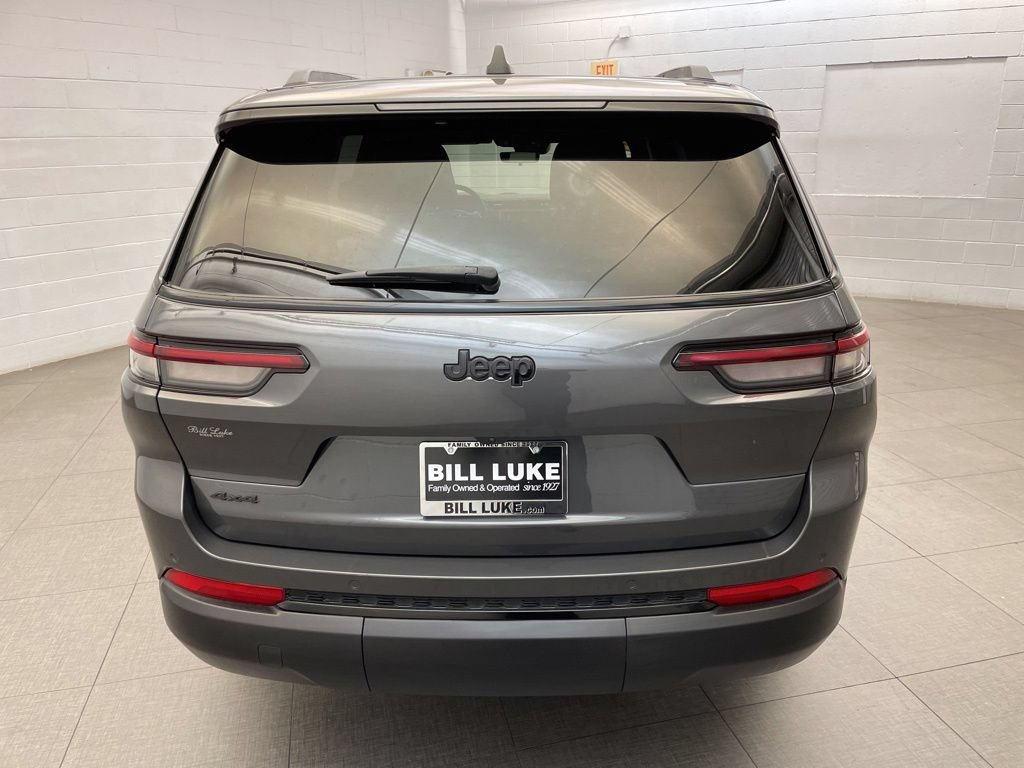 Certified 2025 Jeep Grand Cherokee L Altitude AWD/4WD image 6