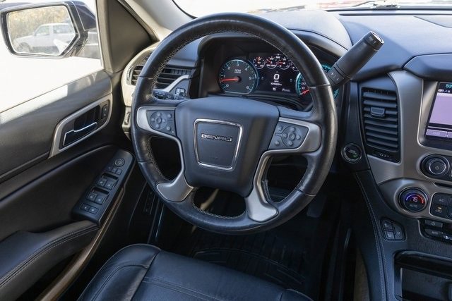 Used 2018 GMC Yukon Denali image 25