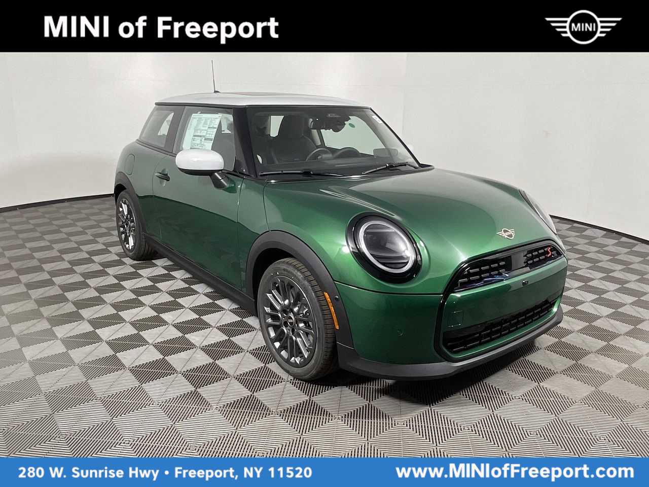 Used 2025 MINI Cooper S image 1