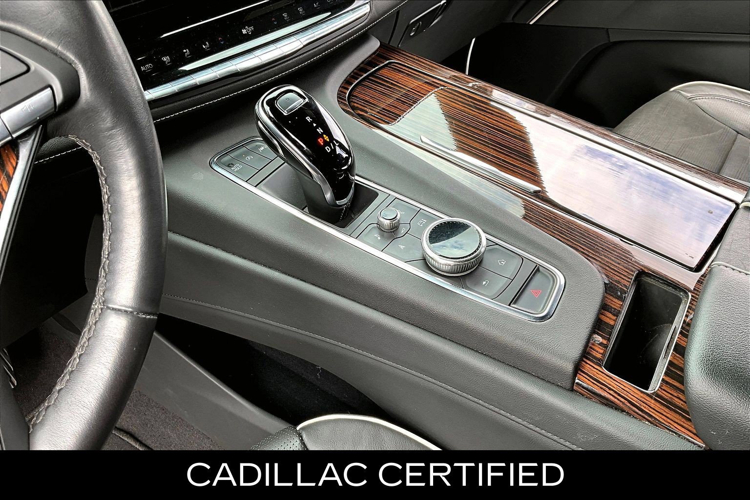 Certified 2023 Cadillac Escalade Premium Luxury AWD/4WD image 15