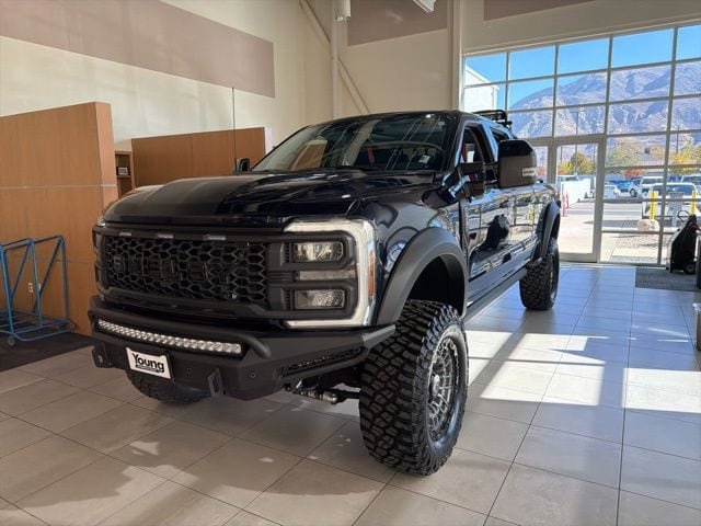 New 2024 Ford F250 Lariat w/ Lariat Ultimate Package AWD/4WD image 2