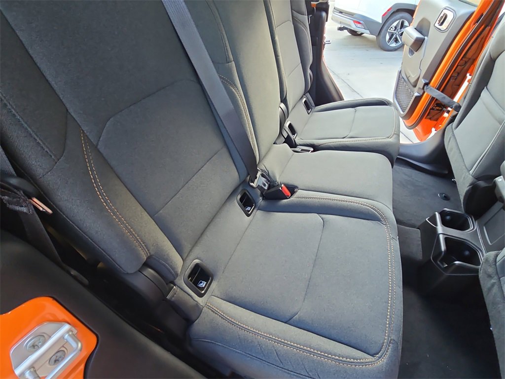 New 2025 Jeep Gladiator Sport image 11