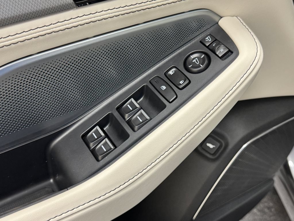 Used 2026 Acura MDX A-Spec w/ Advance Package AWD/4WD image 13
