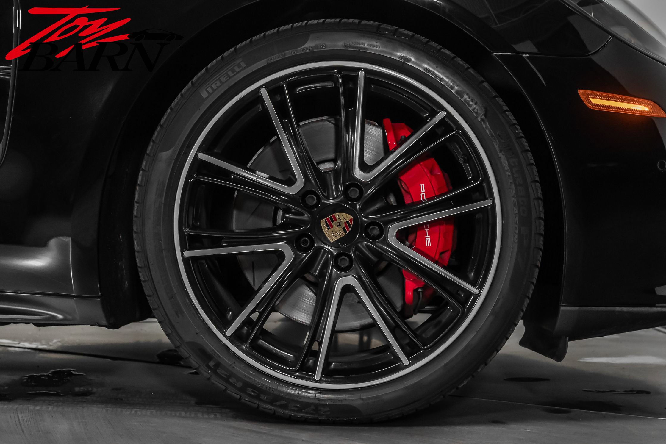 Used 2019 Porsche Panamera GTS image 14