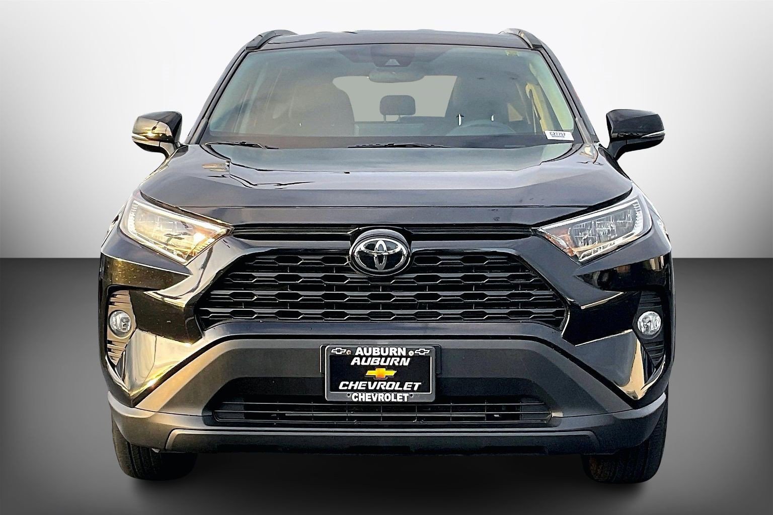 Used 2021 Toyota RAV4 XLE image 3