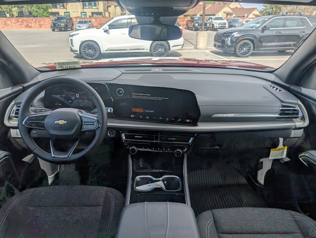 New 2025 Chevrolet Traverse LT w/ Sun and Wheel Package image 15