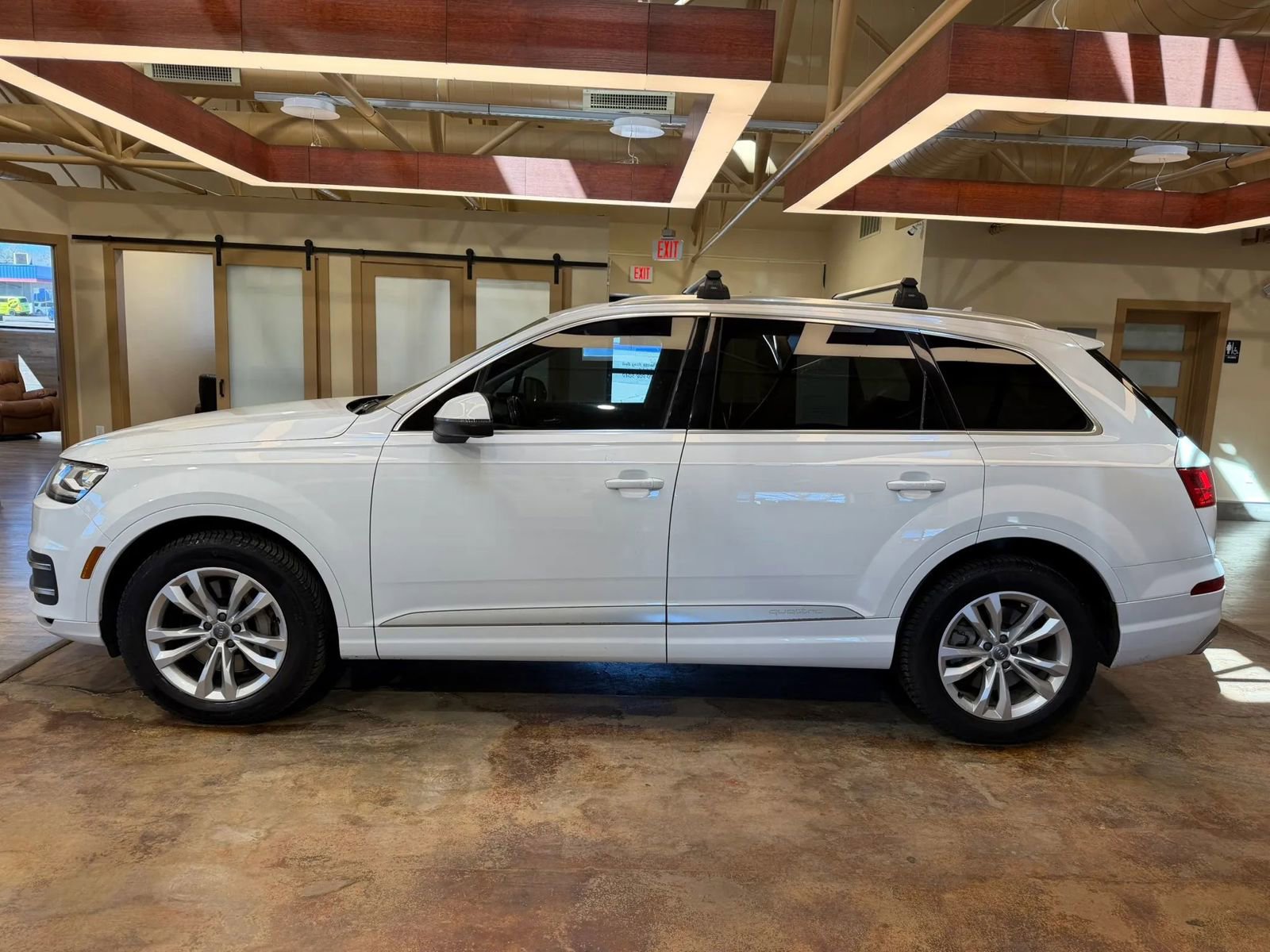 Used 2017 Audi Q7 3.0T Premium image 7