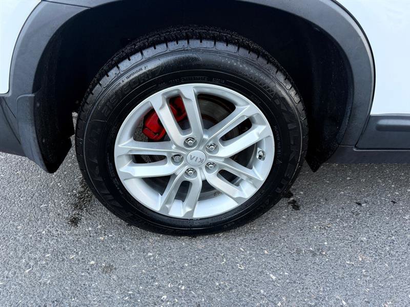 Used 2014 Kia Sorento LX image 34