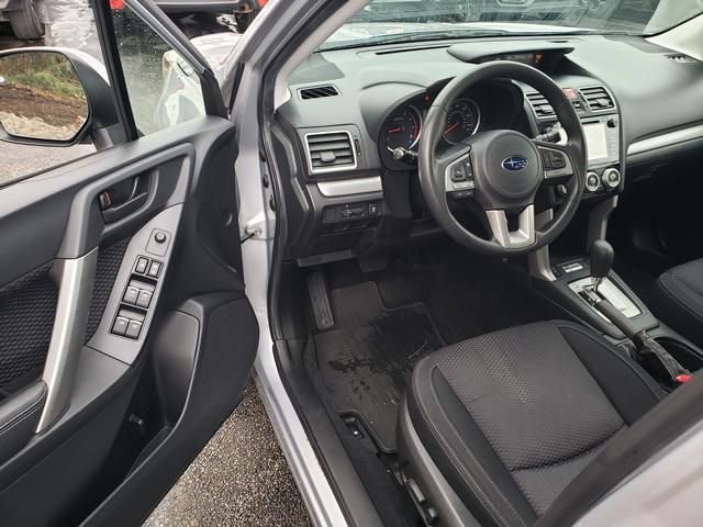 Used 2017 Subaru Forester 2.5i Premium w/ All-Weather Package image 10