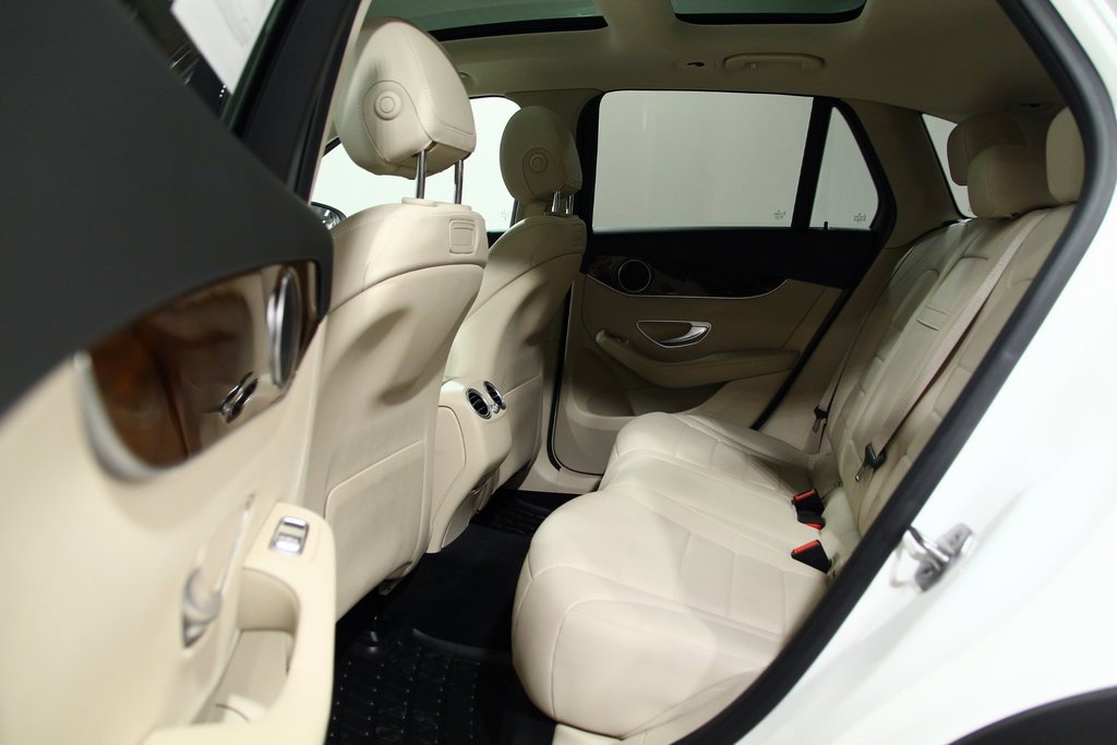 Certified 2019 Mercedes-Benz GLC 300 4MATIC image 29