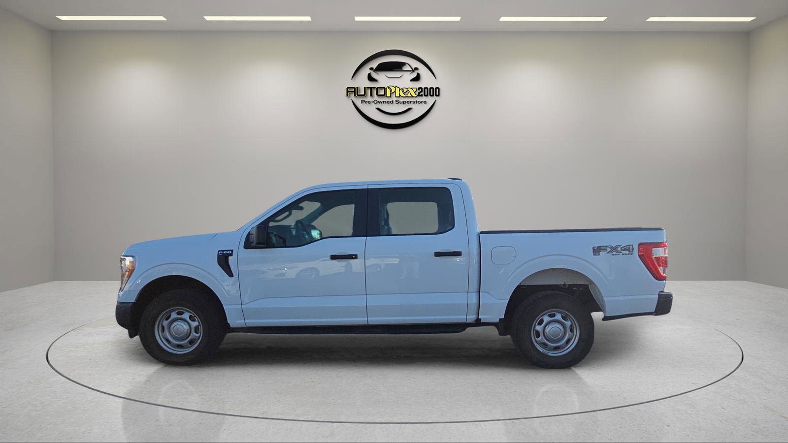 Used 2022 Ford F150 XL w/ Trailer Tow Package AWD/4WD image 4