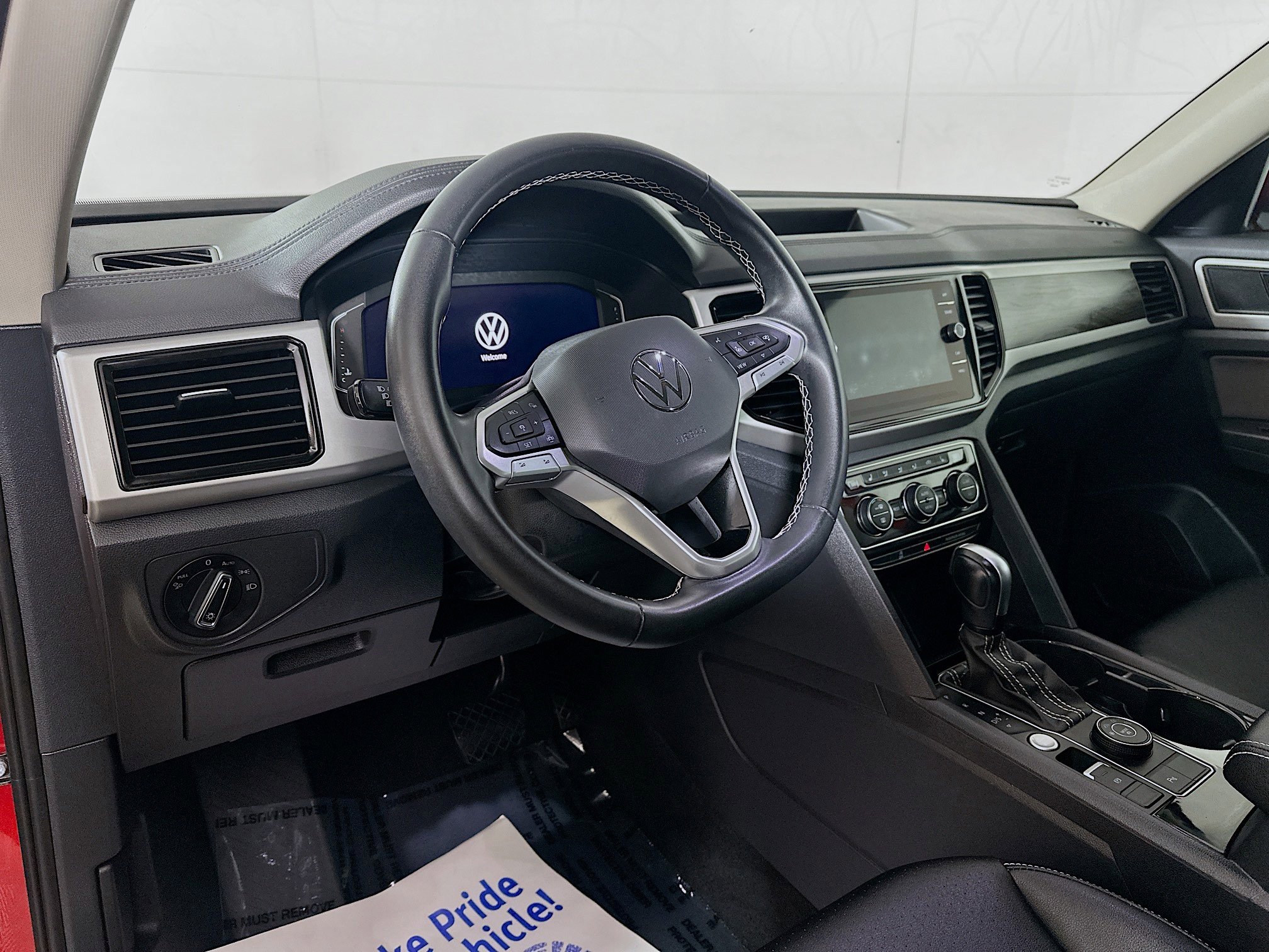 Used 2023 Volkswagen Atlas SE image 9