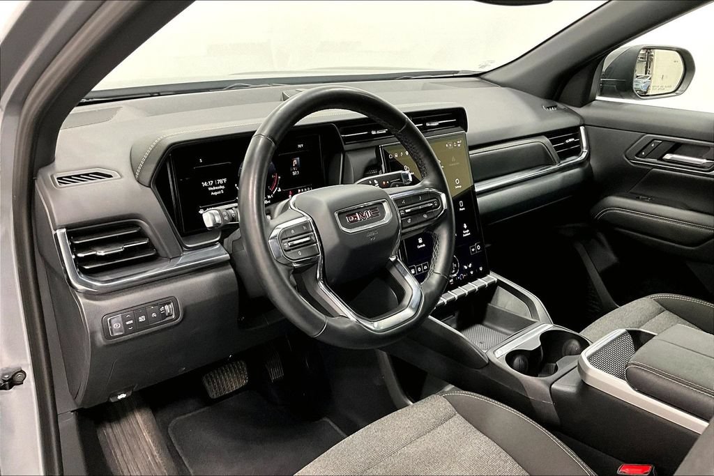 Used 2025 GMC Terrain Elevation FWD image 16