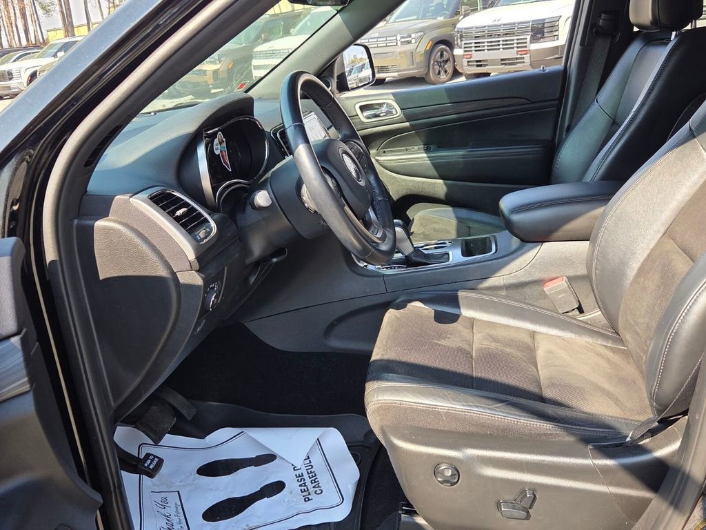 Used 2021 Jeep Grand Cherokee Laredo X image 5