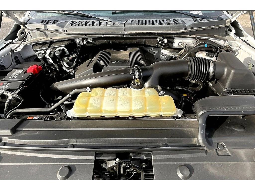 Used 2020 Ford F150 Lariat w/ Trailer Tow Package image 29