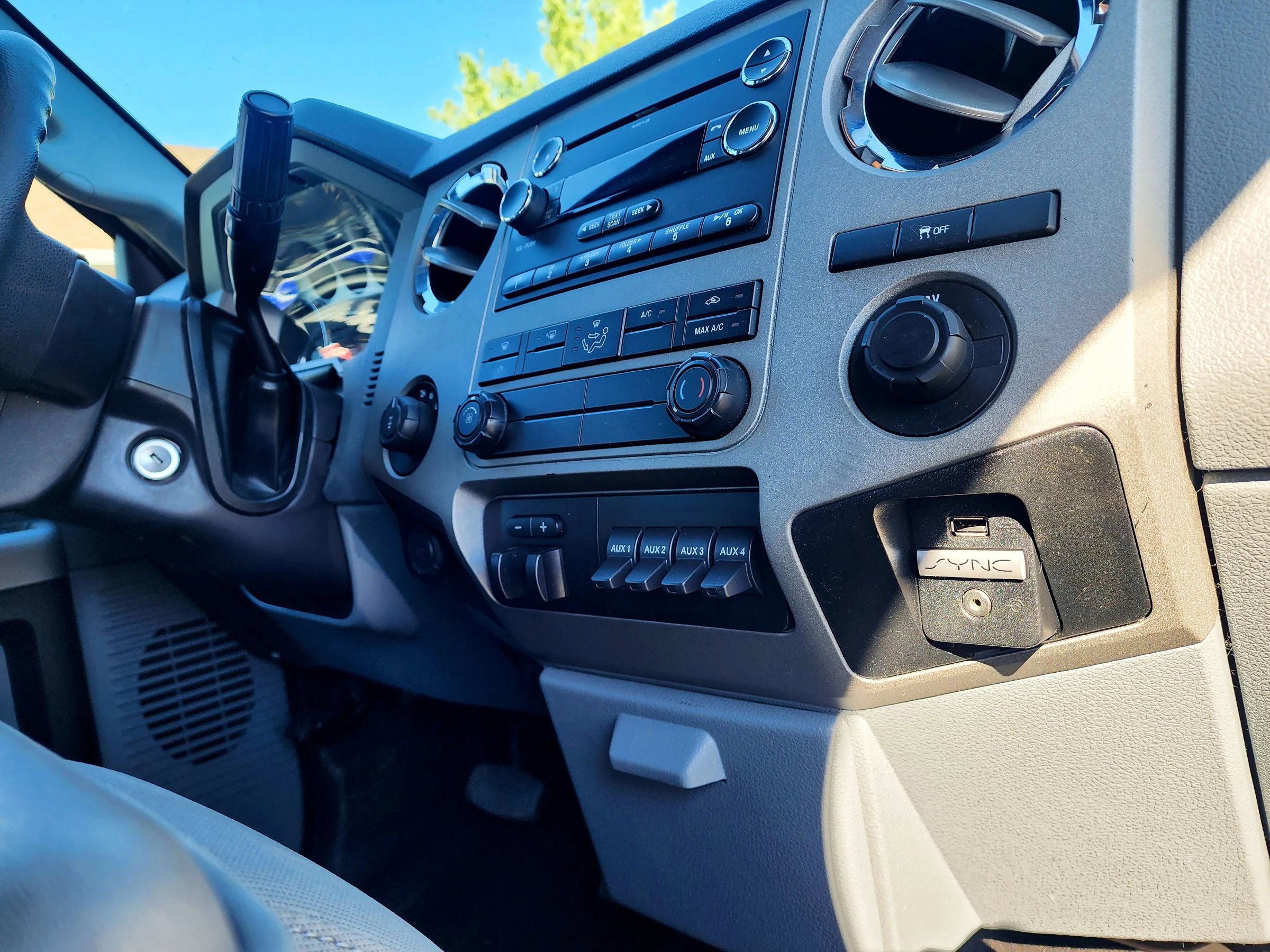 Used 2016 Ford F250 XLT w/ XLT Value Package image 40