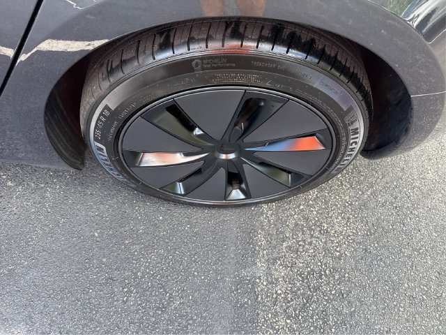 Used 2025 Tesla Model 3 Long Range RWD image 18