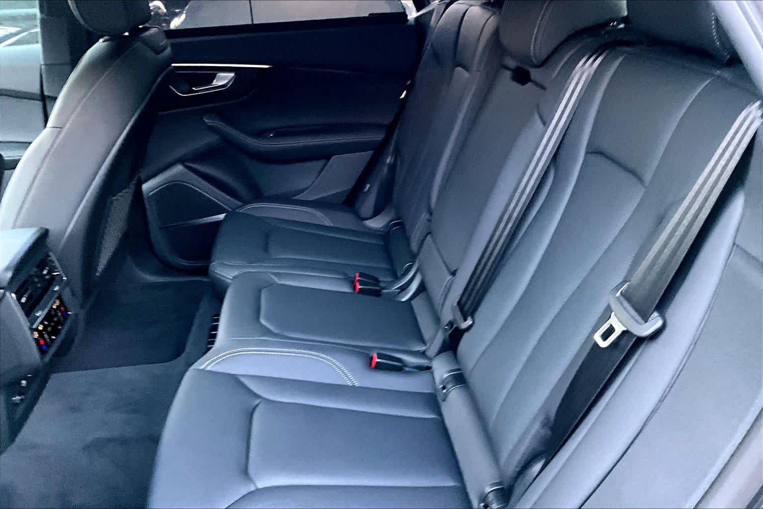 New 2027 Audi Q8 Premium Plus AWD/4WD image 19