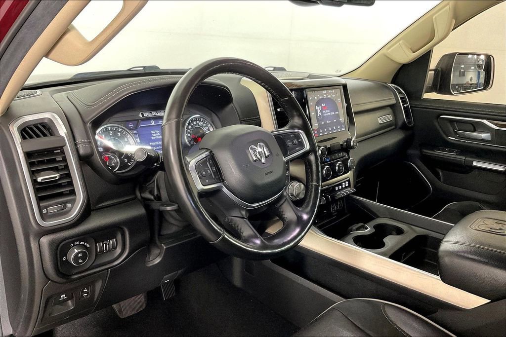 Used 2019 RAM 1500 Laramie AWD/4WD image 17