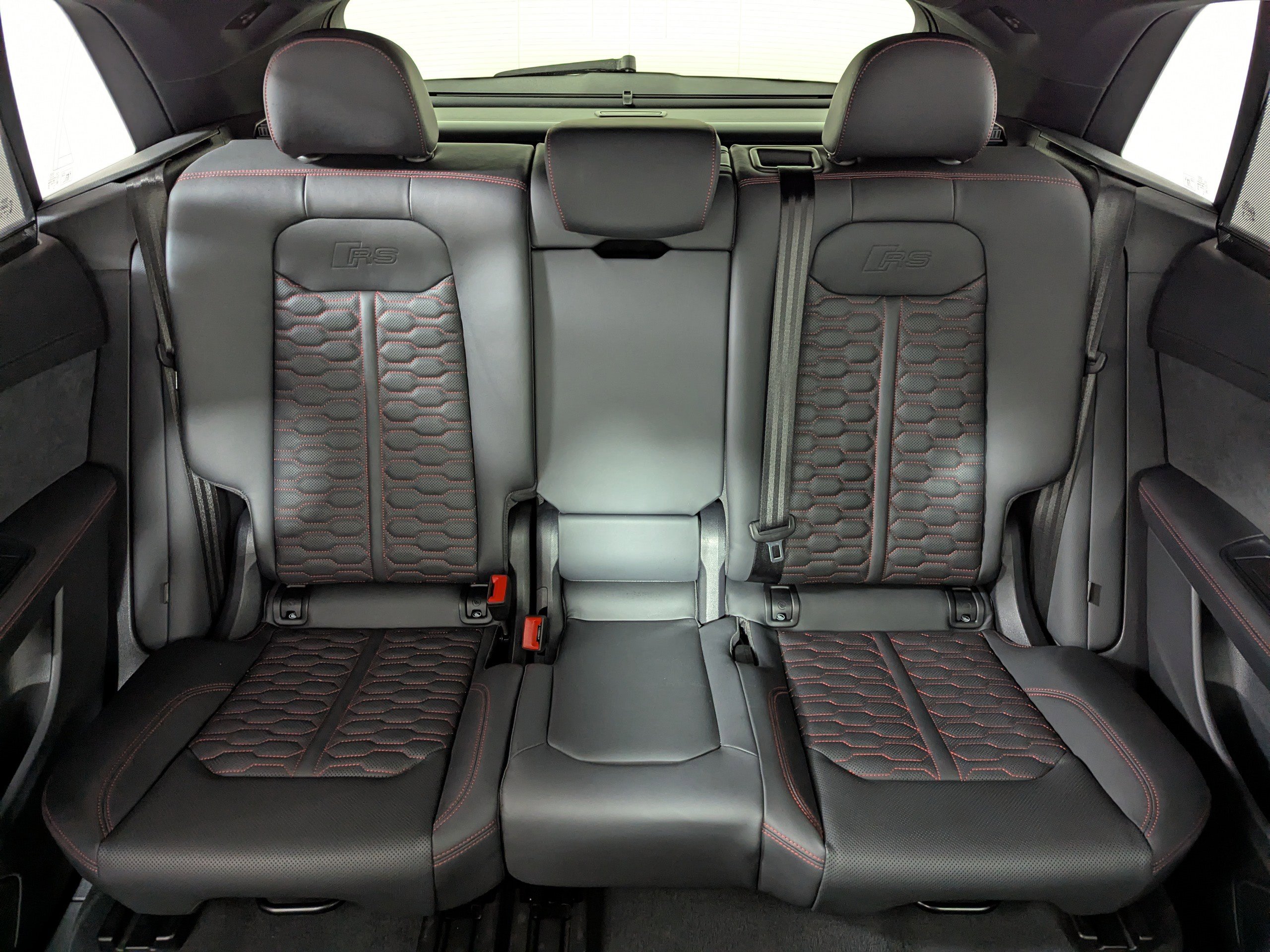 Certified 2024 Audi RS Q8 w/ Black Optic Package image 13