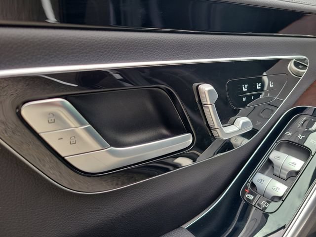 Used 2025 Mercedes-Benz S 500 4MATIC image 15