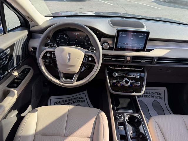 Used 2022 Lincoln Corsair AWD w/ Equipment Group 101A image 13