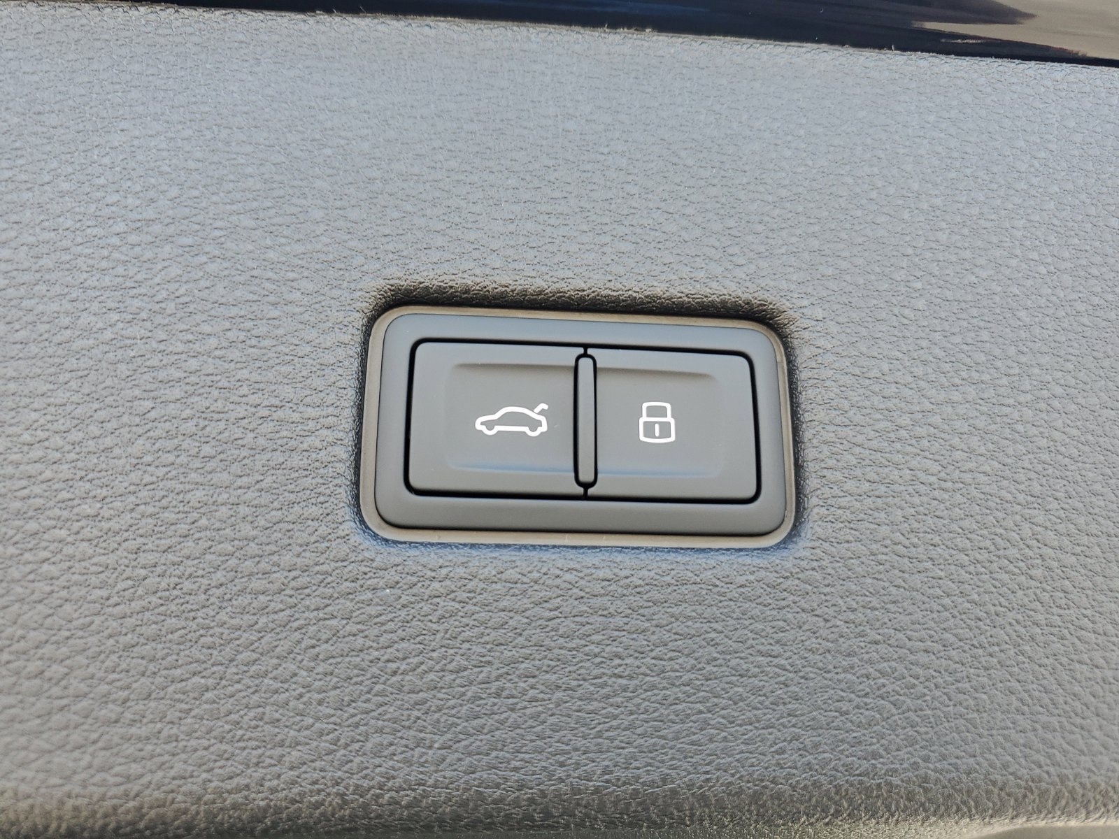 New 2026 Audi Q8 Premium Plus AWD/4WD image 10