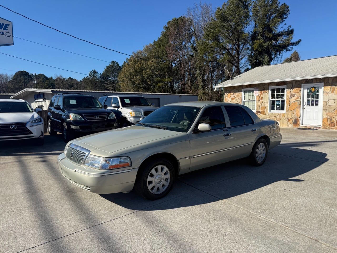 Used 2004 Mercury Grand Marquis LS image 3