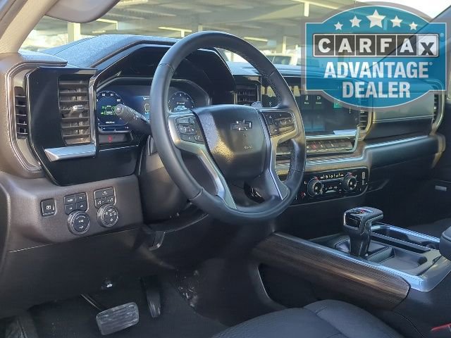 Used 2024 Chevrolet Silverado 1500 RST AWD/4WD image 5