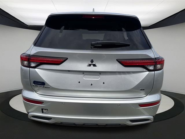 Used 2024 Mitsubishi Outlander SE Black Edition image 6
