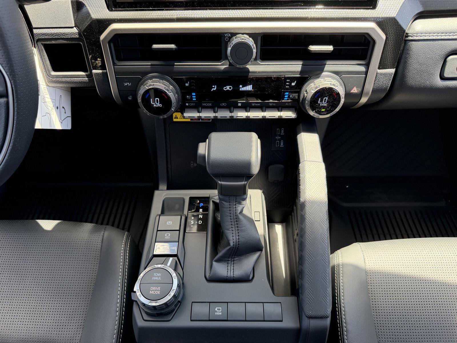 New 2026 Toyota 4Runner Limited AWD/4WD image 24