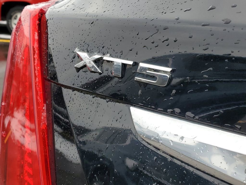 Used 2017 Cadillac XT5 Luxury w/ Driver Awareness Package image 35