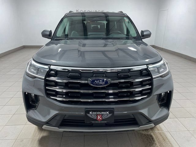 New 2026 Ford Explorer Active w/ Active Comfort Package AWD/4WD image 2