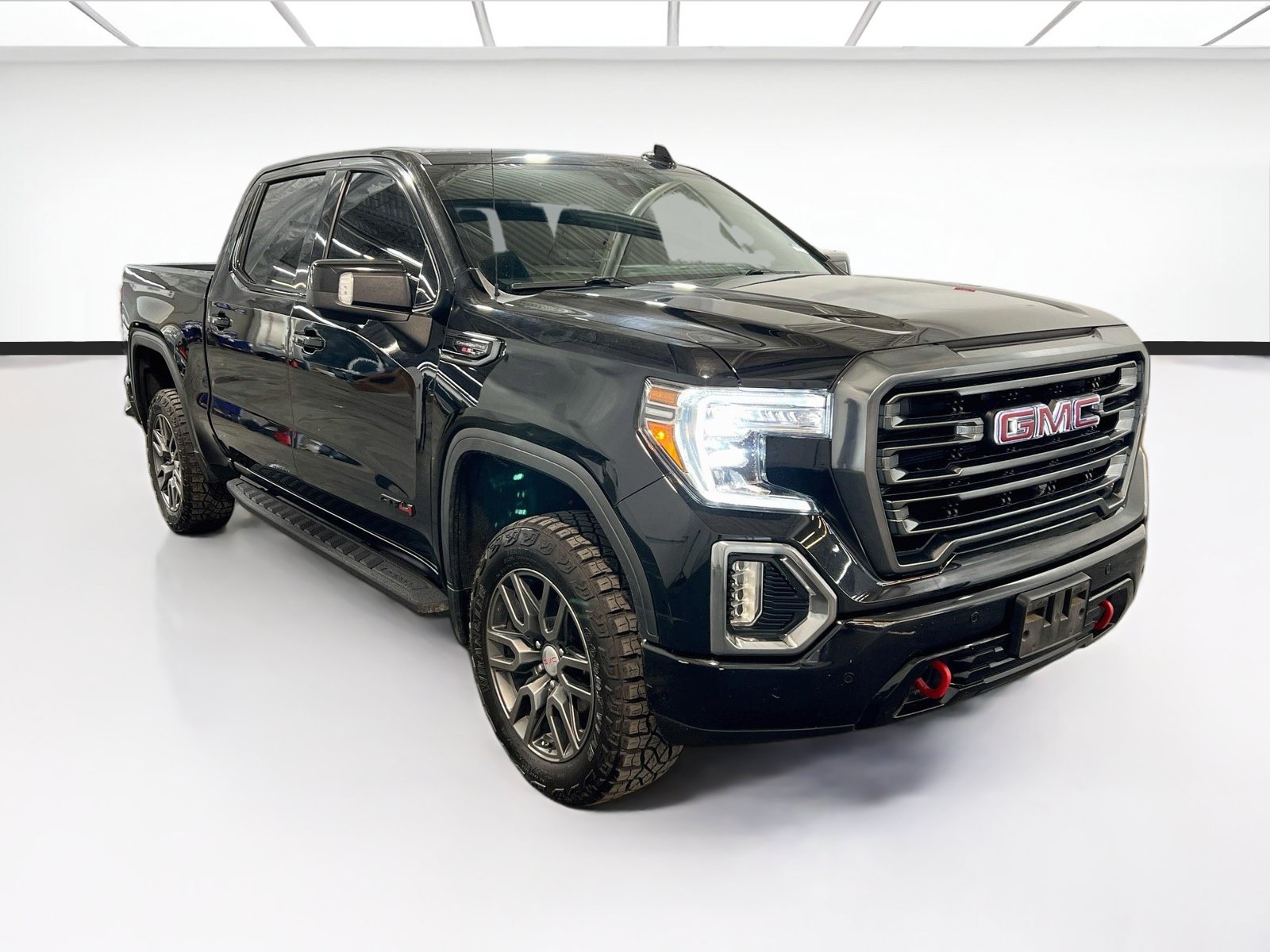 Used 2022 GMC Sierra 1500 AT4 w/ AT4 Premium Package AWD/4WD image 3
