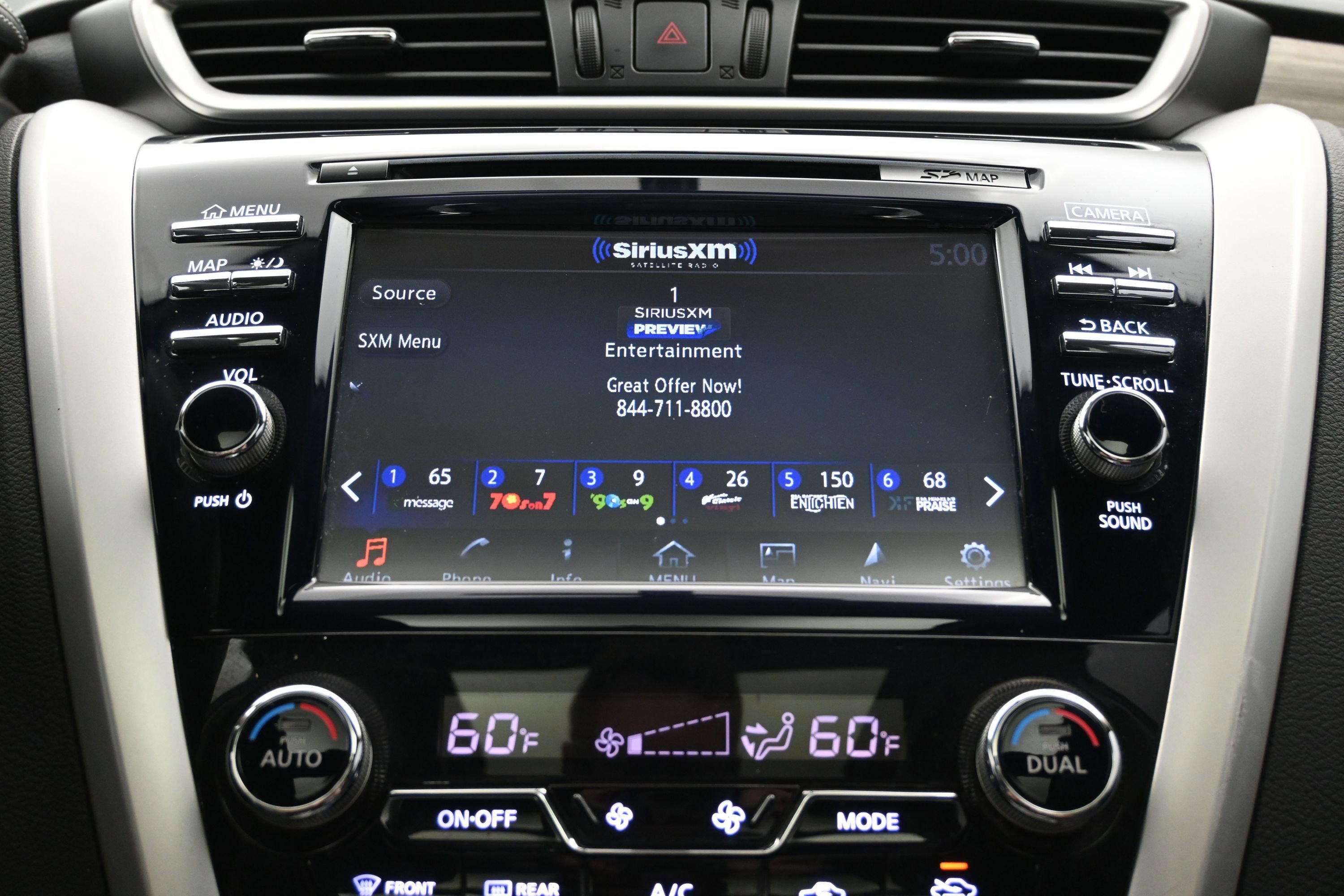 Used 2016 Nissan Murano Platinum w/ Platinum Technology Package FWD image 35